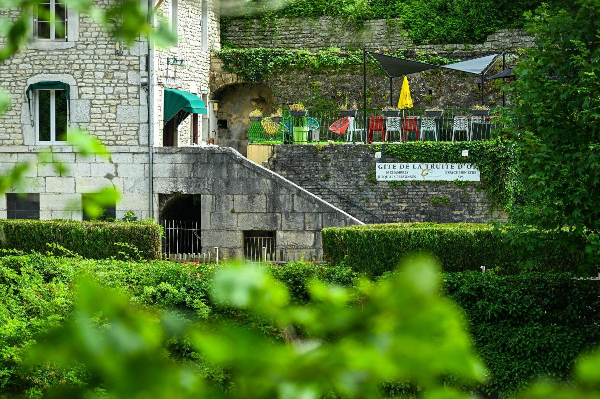 Gite La Truite D'Or Villa Lods Esterno foto