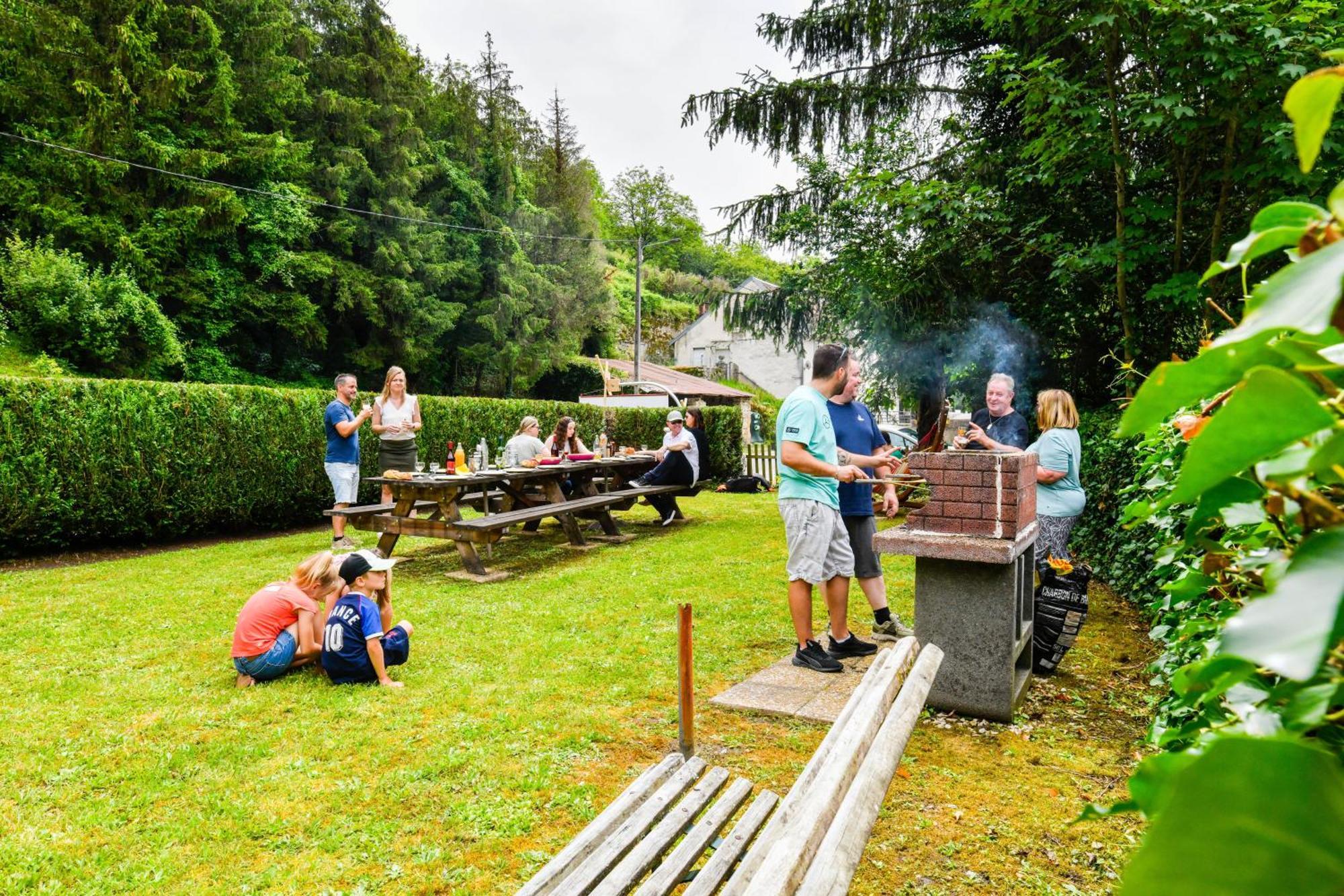 Gite La Truite D'Or Villa Lods Esterno foto