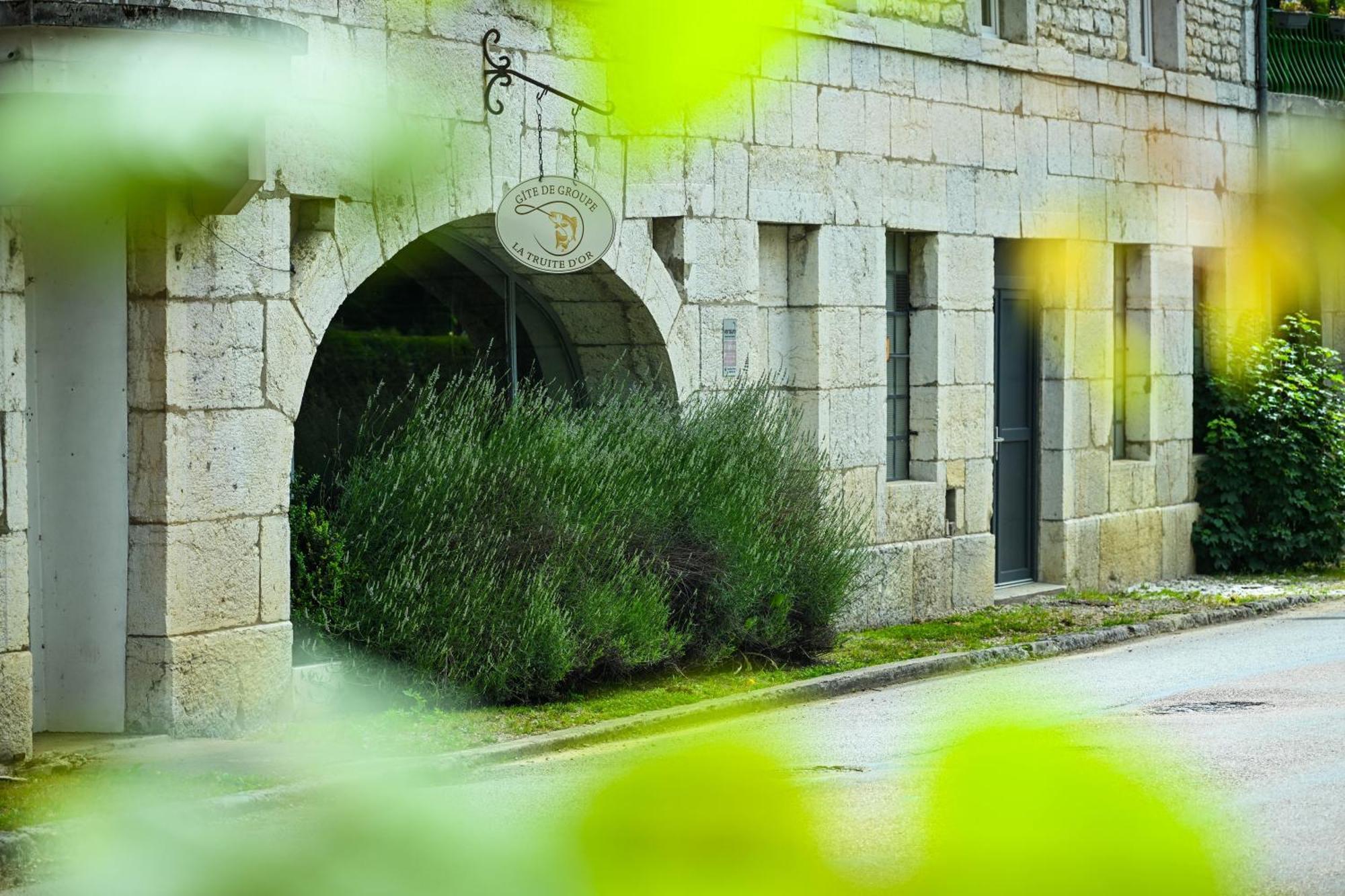 Gite La Truite D'Or Villa Lods Esterno foto